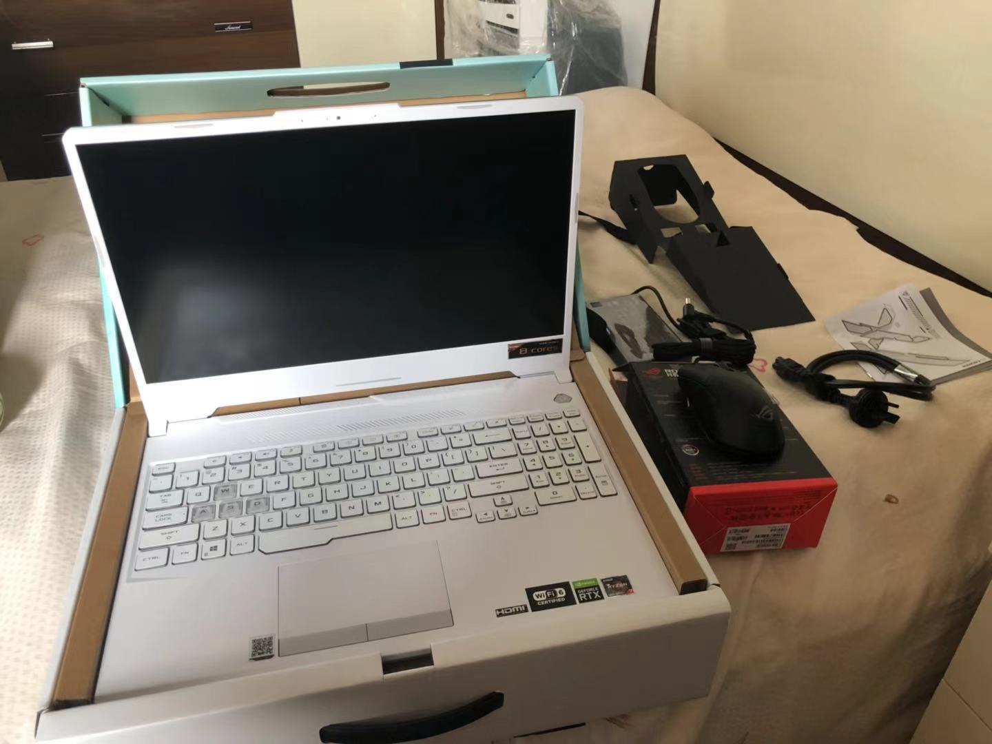 运行速度很快,独立显卡很给力,nvidia显卡支持resize bar,amd yes